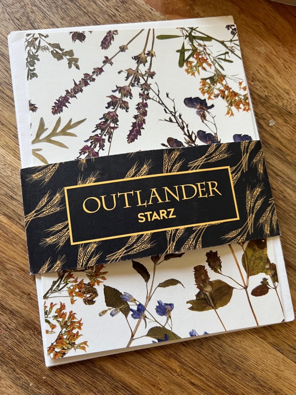 Outlander Gift Set - Picture 8 of 14